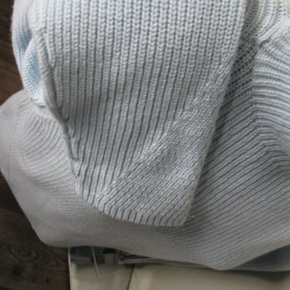 Lands' End Women's Mock neck Long sleeve sweater, NWT - Picture 5 of 6